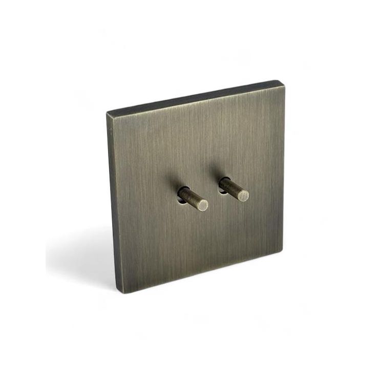 Interrupteur Nekc Carré à levier Double Va et Viens - Bronze